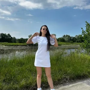 BEYAZ GÜL DETAY ELBİSE