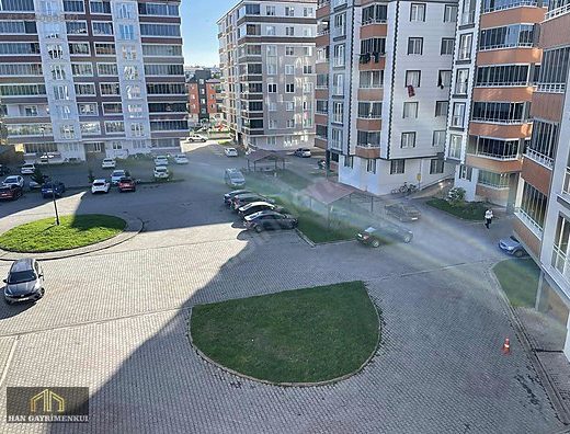 IRMAK KENARINDA SİTE İÇERİSİNDE 3+1 DÜŞEŞ DAİRE
